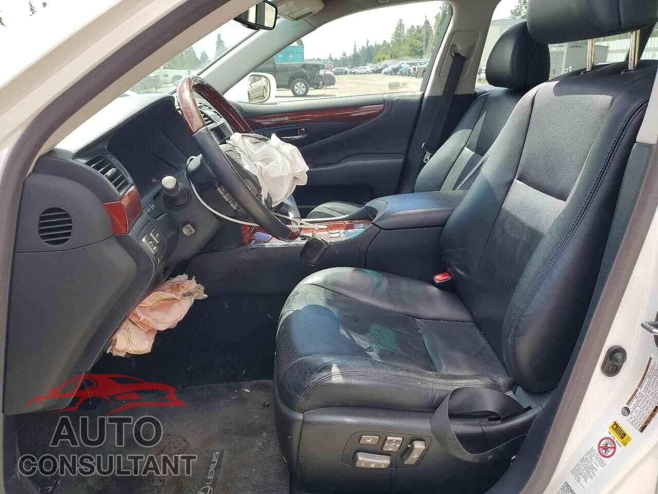 LEXUS LS460 2010 - JTHCL5EF3A5005596