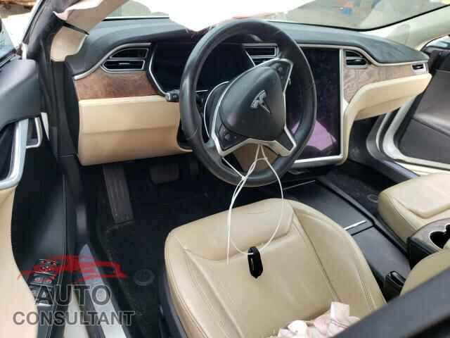 TESLA MODEL S 2016 - 5YJSA1E23GF167907