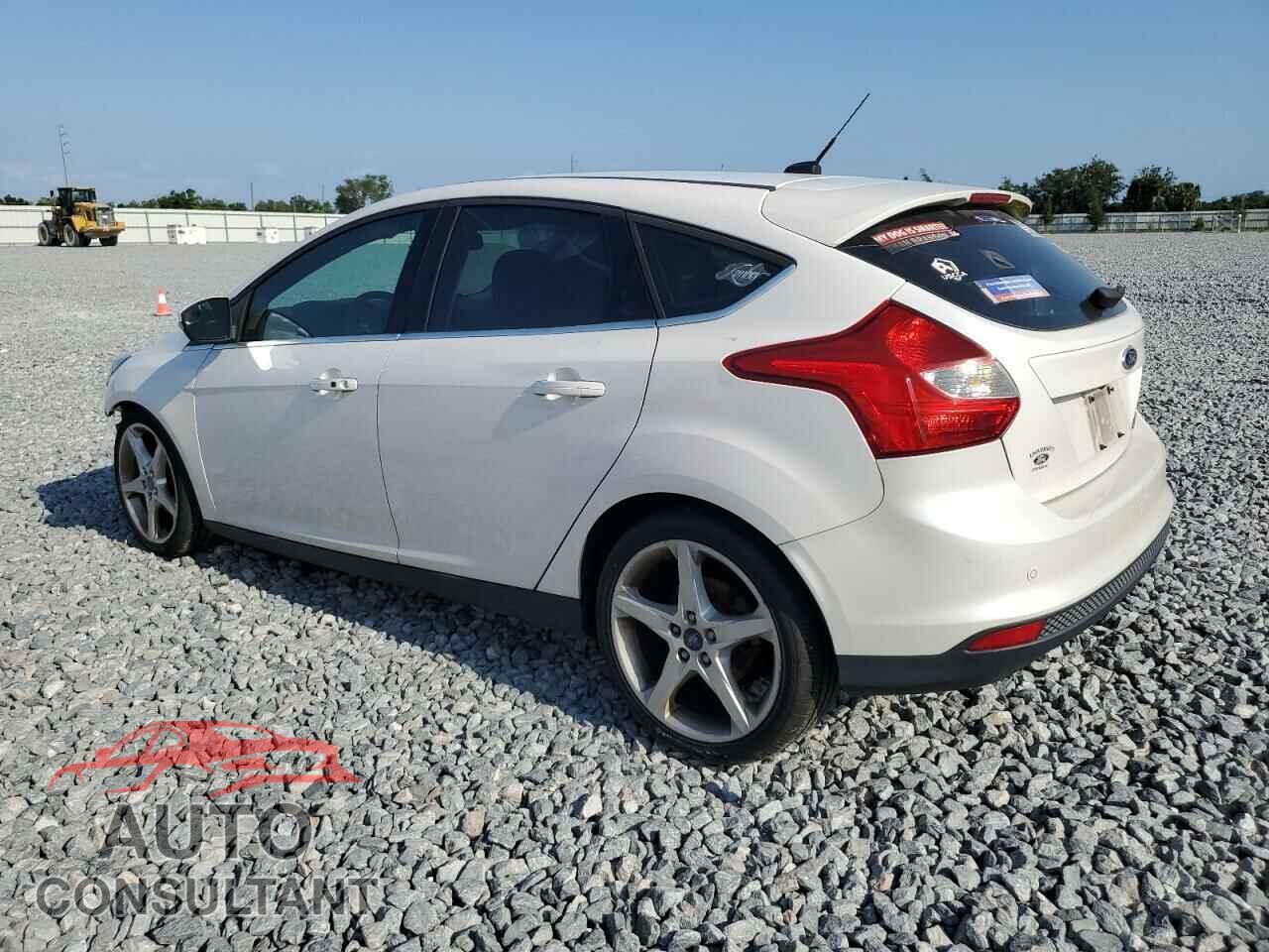FORD FOCUS 2012 - 1FAHP3N25CL472648
