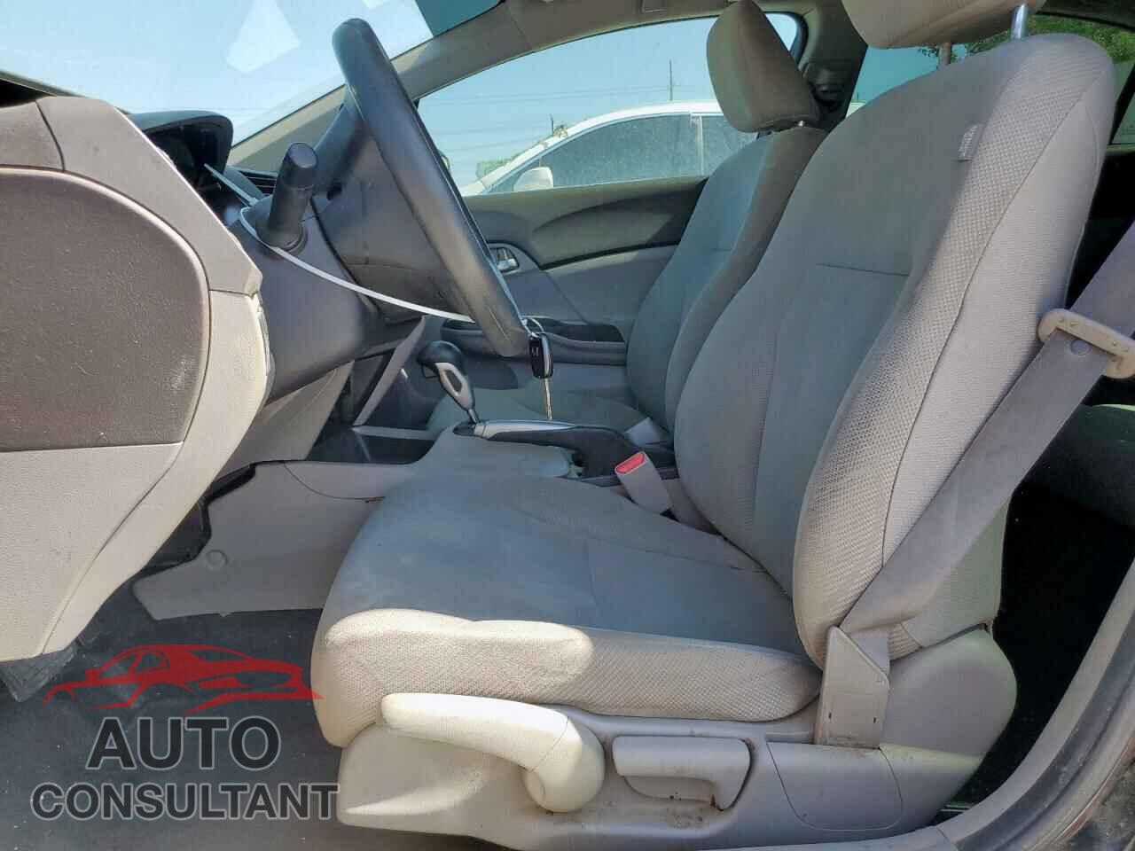HONDA CIVIC 2012 - 2HGFB2F57CH564135