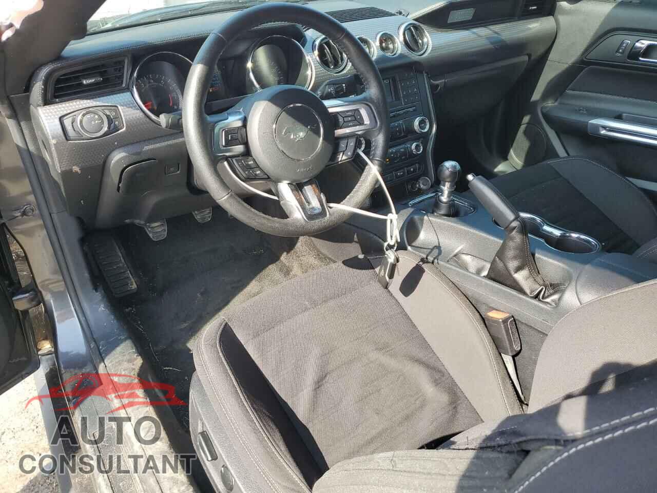 FORD MUSTANG 2017 - 1FA6P8CF9H5256324