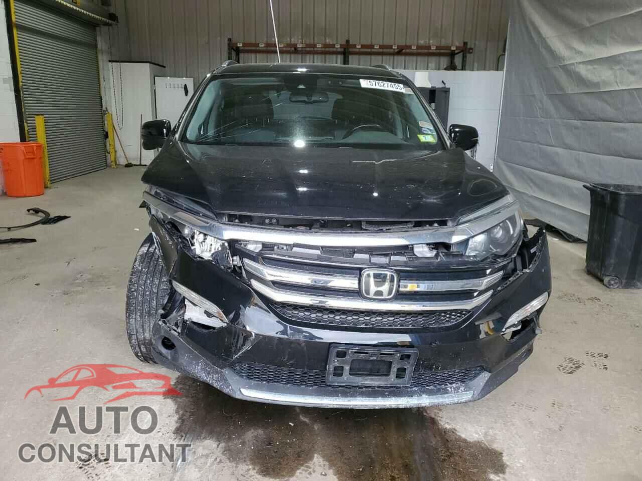 HONDA PILOT 2016 - 5FNYF6H92GB068366