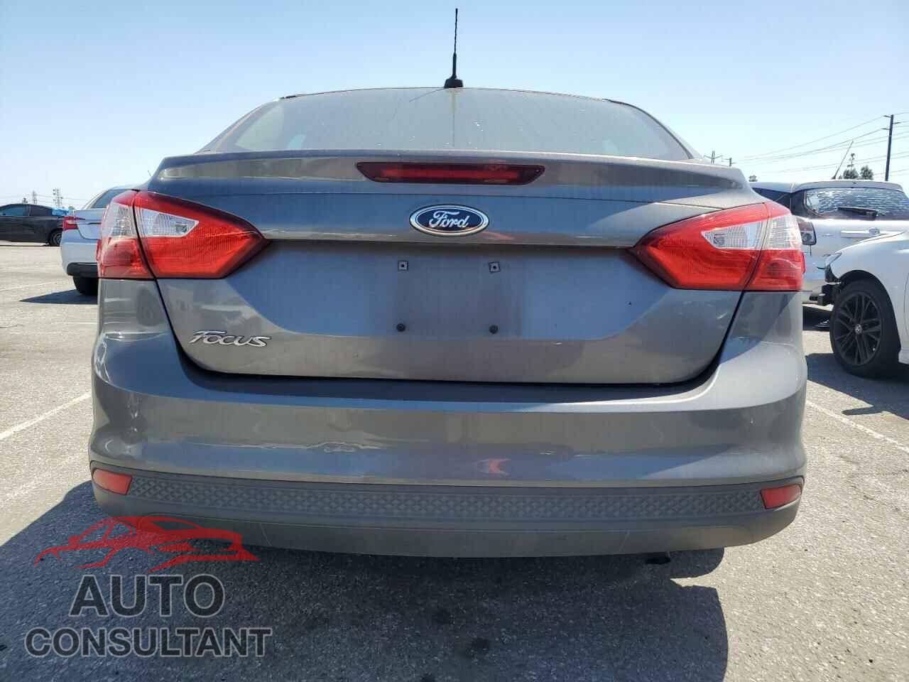 FORD FOCUS 2014 - 1FADP3E29EL162231