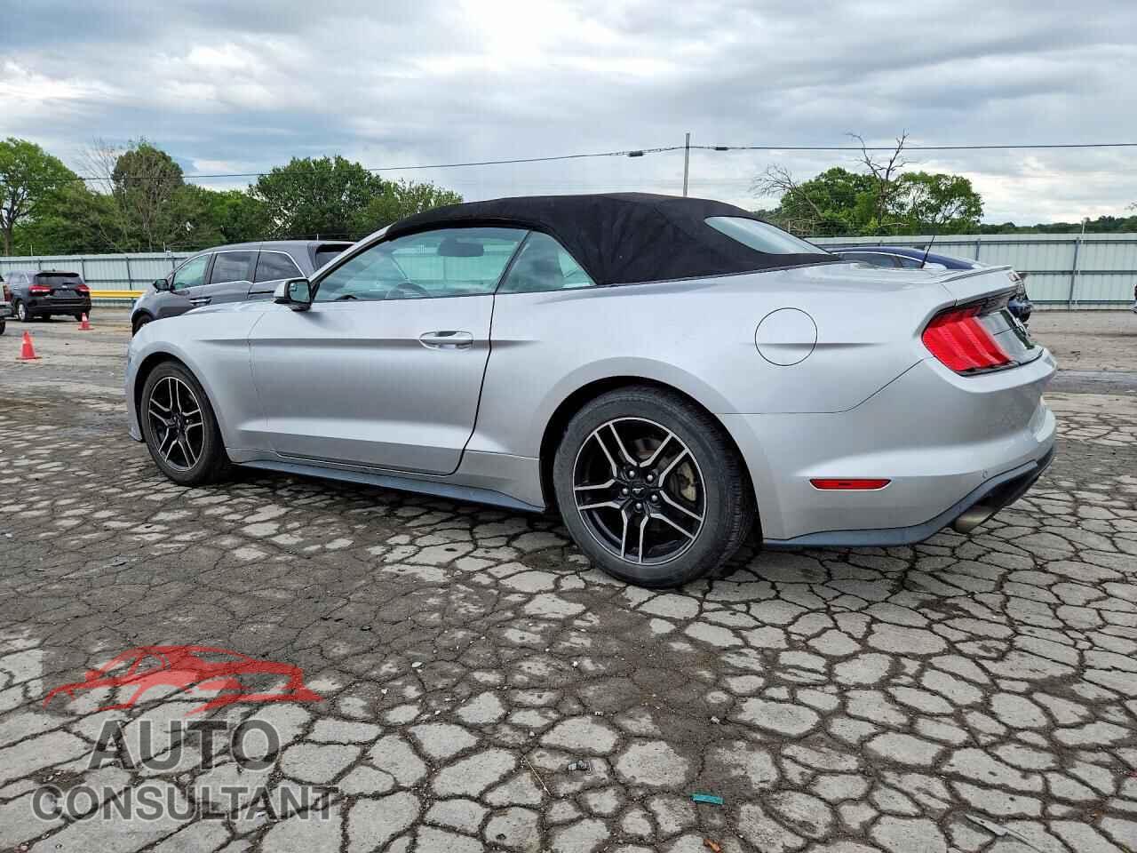 FORD MUSTANG 2019 - 1FATP8UH0K5170507