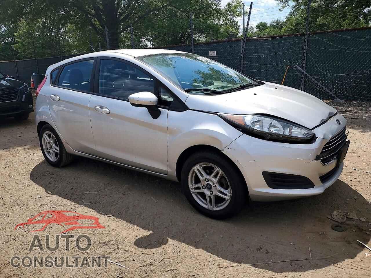 FORD FIESTA 2017 - 3FADP4EJ5HM135592