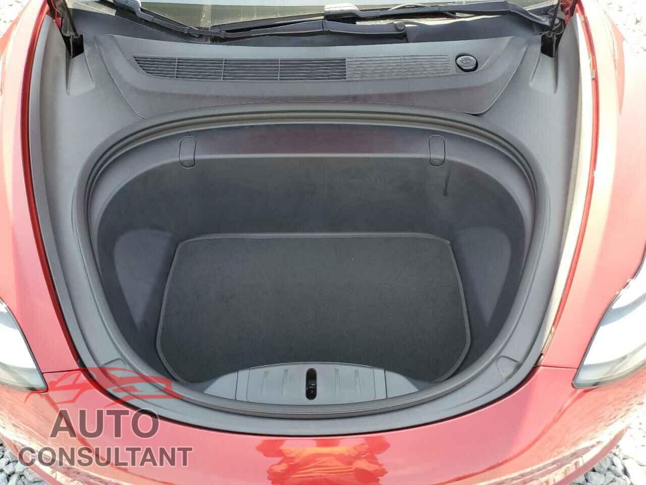 TESLA MODEL 3 2018 - 5YJ3E1EA9JF153842