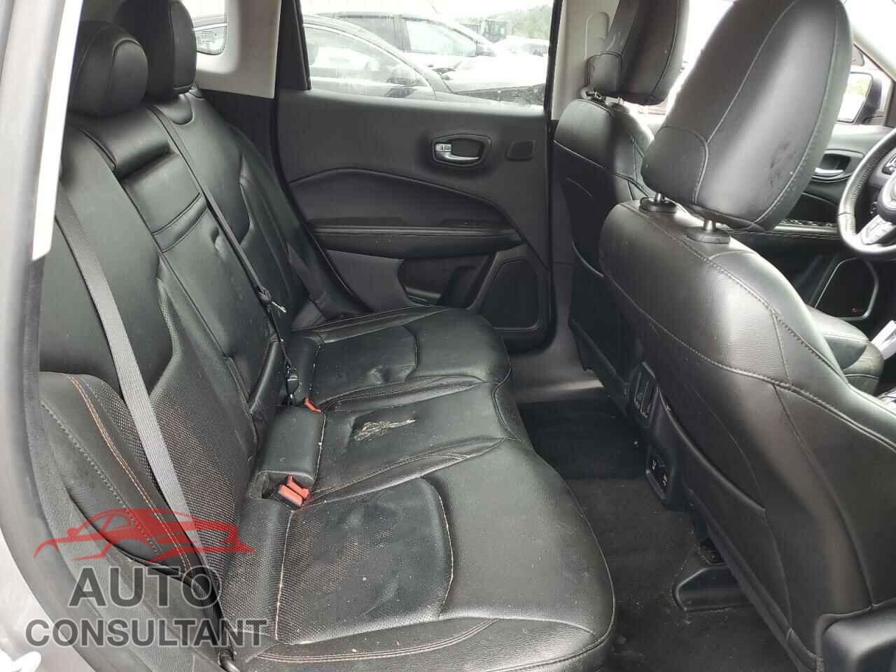 JEEP COMPASS 2018 - 3C4NJDCB8JT306844