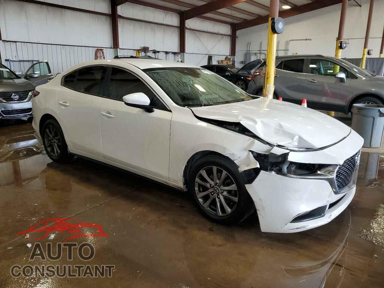 MAZDA 3 2019 - 3MZBPABL4KM114291