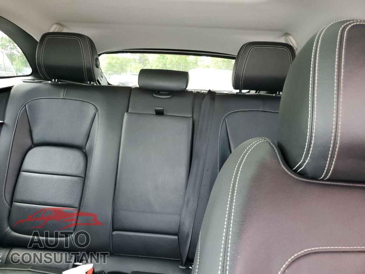 JAGUAR F-PACE 2017 - SADCL2BVXHA047121
