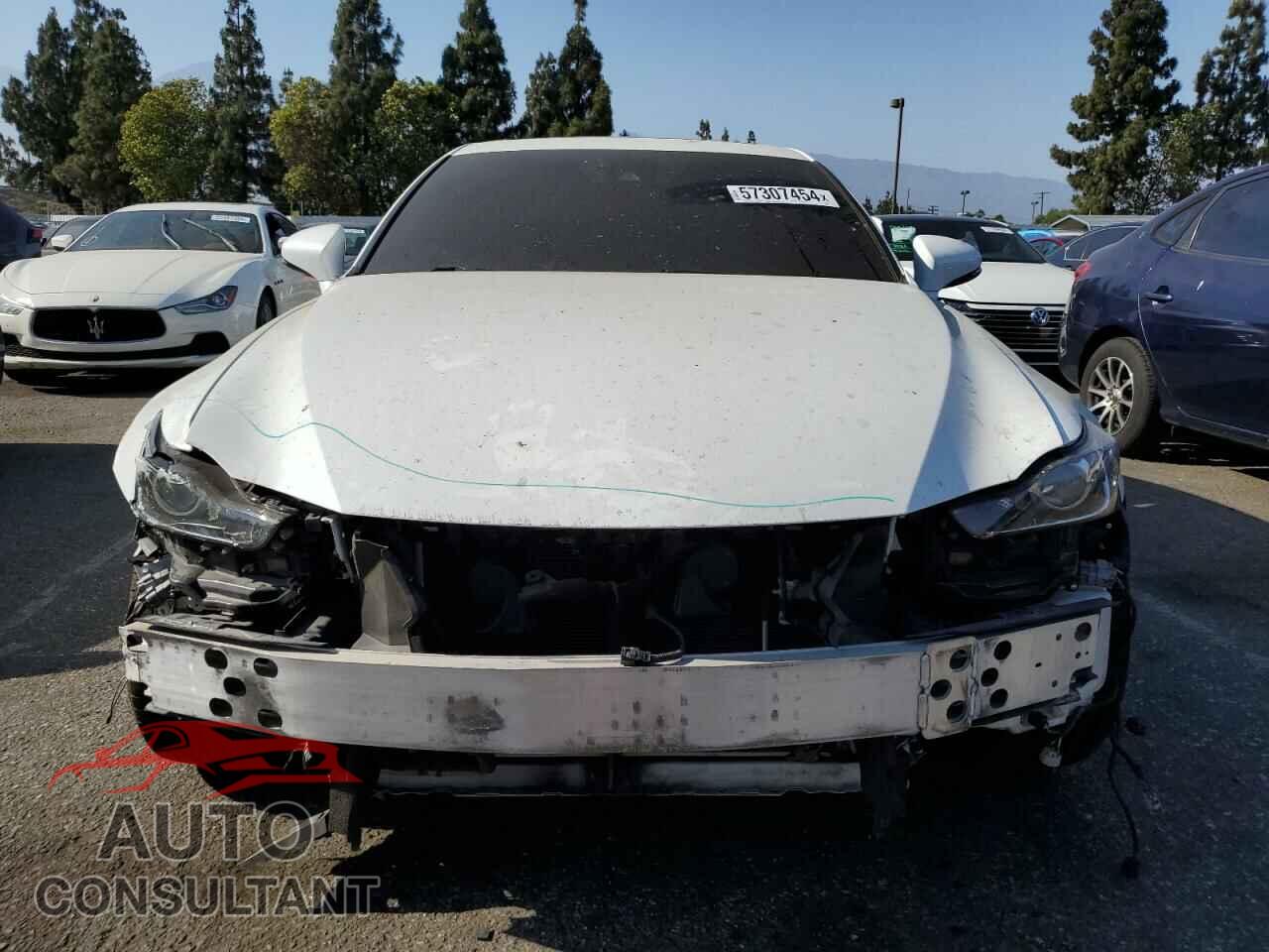 LEXUS IS 2020 - JTHGA1D28L5101936