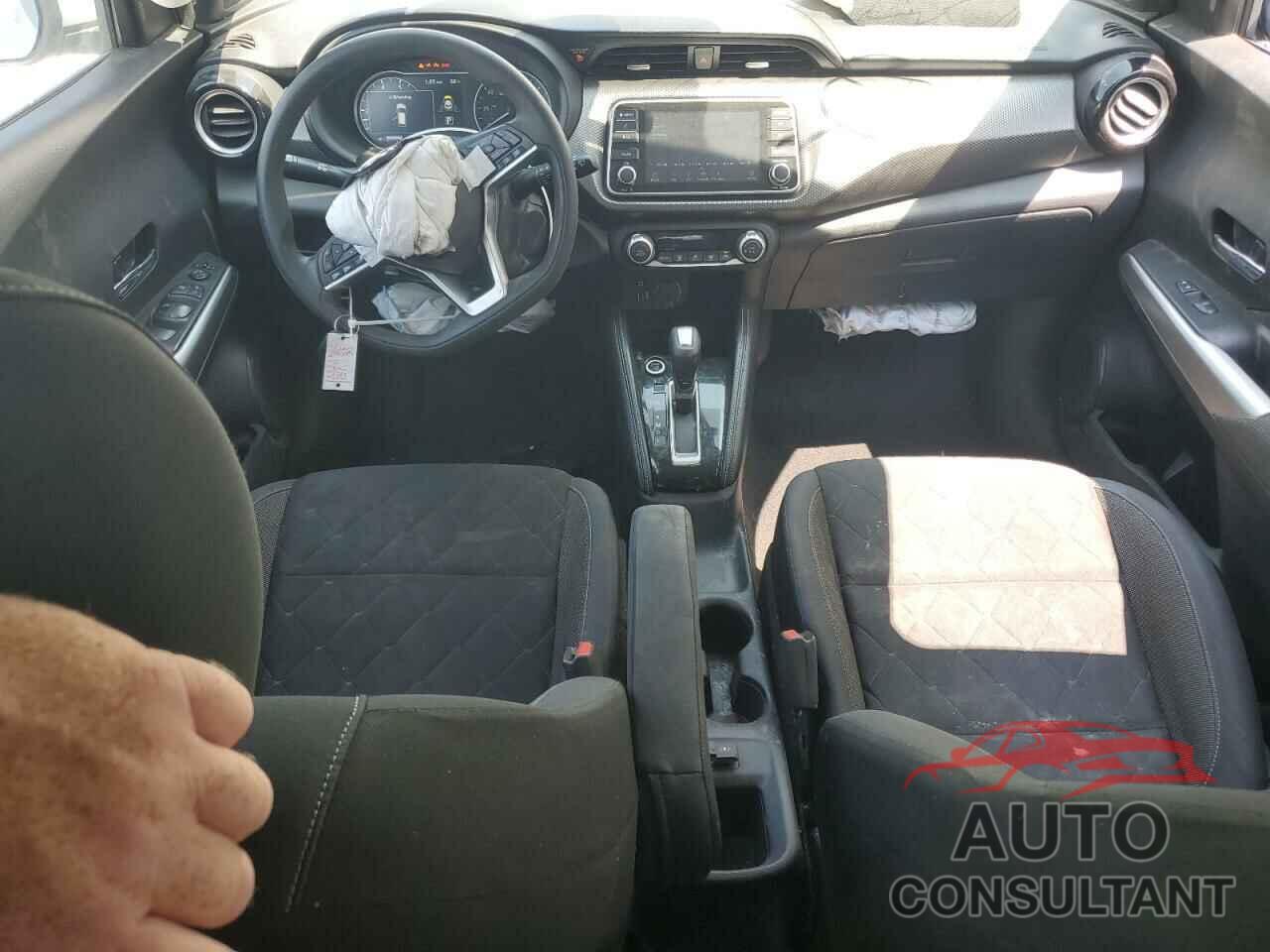 NISSAN KICKS 2020 - 3N1CP5CV9LL513643