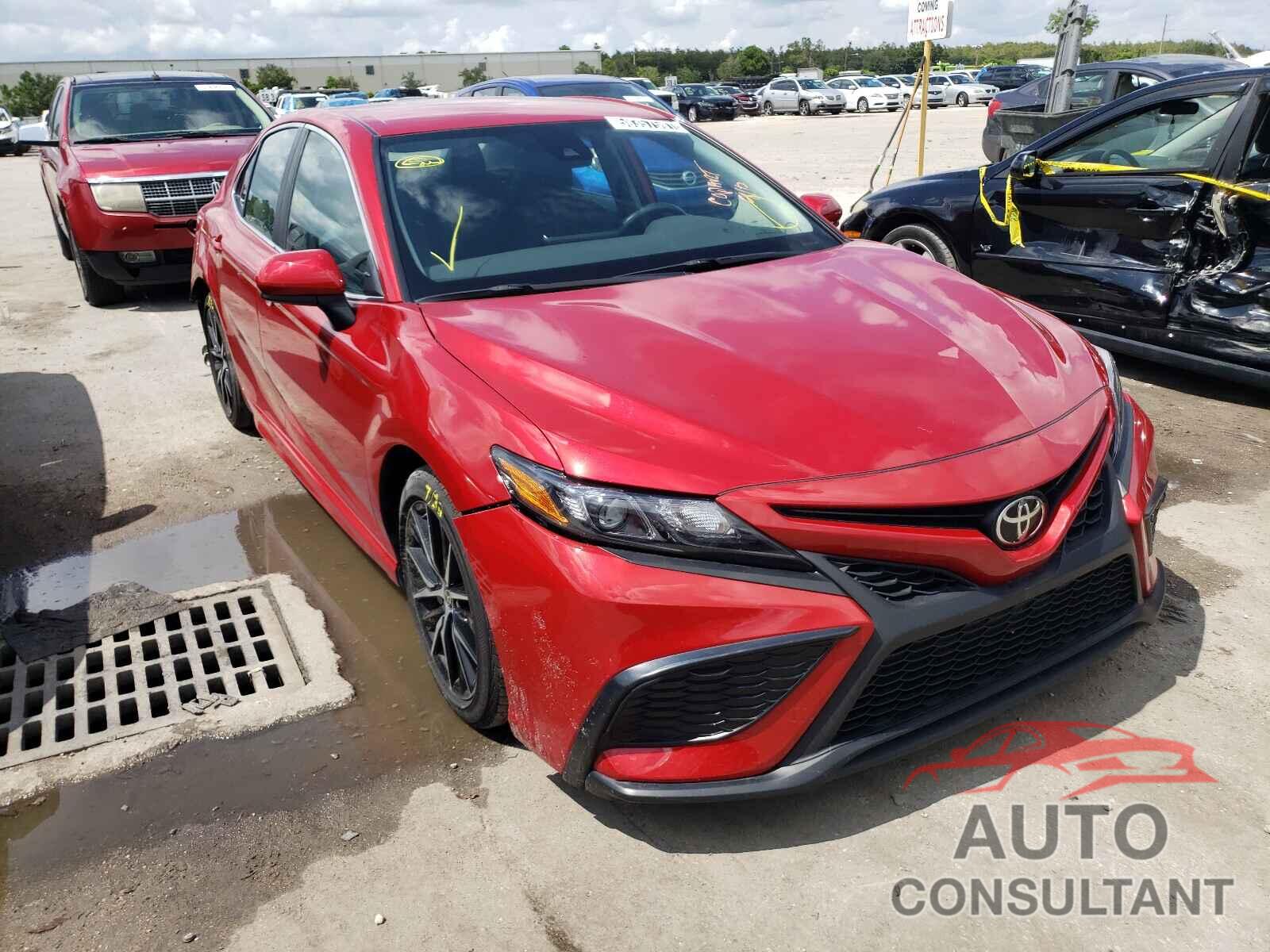 TOYOTA CAMRY 2021 - 4T1G11AK8MU407141