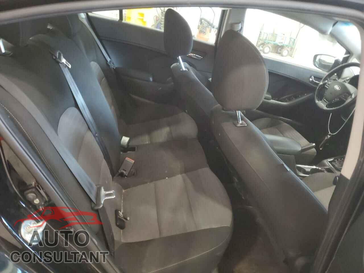 KIA FORTE 2017 - 3KPFL4A7XHE123747