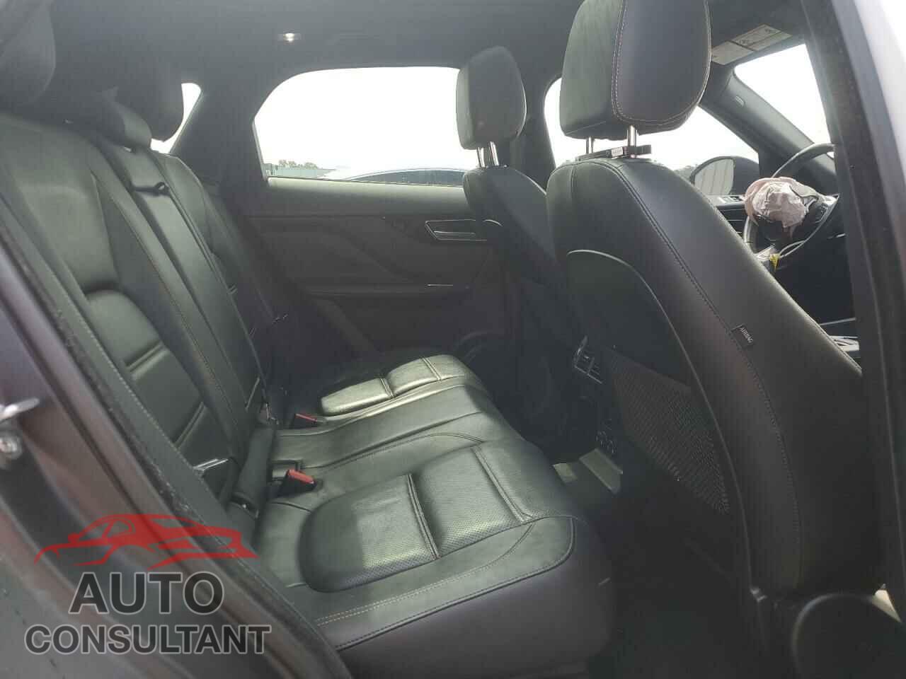 JAGUAR F-PACE 2018 - SADCK2EV5JA248140