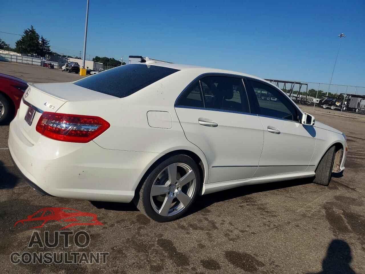 MERCEDES-BENZ E-CLASS 2012 - WDDHF9BB6CA606315