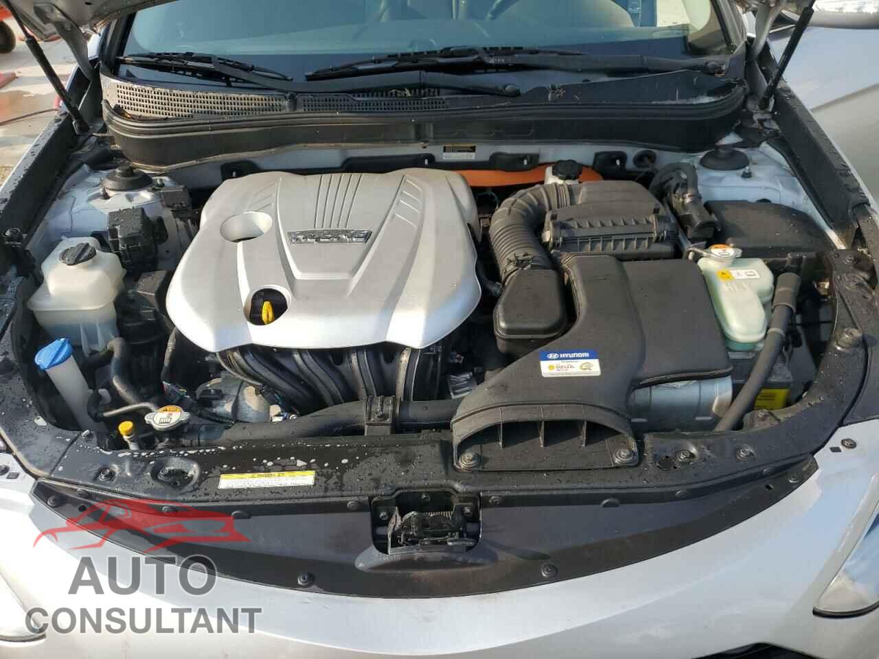 HYUNDAI SONATA 2012 - KMHEC4A48CA045154