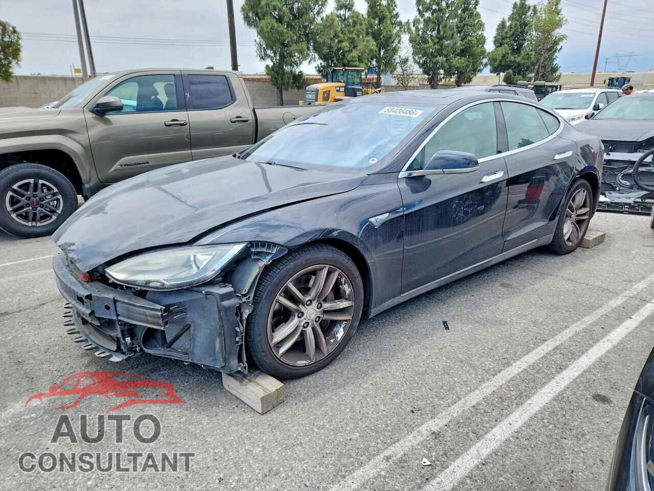 TESLA MODEL S 2015 - 5YJSA1E24FF103390