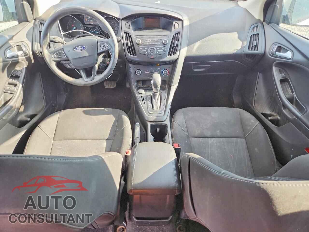 FORD FOCUS 2018 - 1FADP3K26JL206667