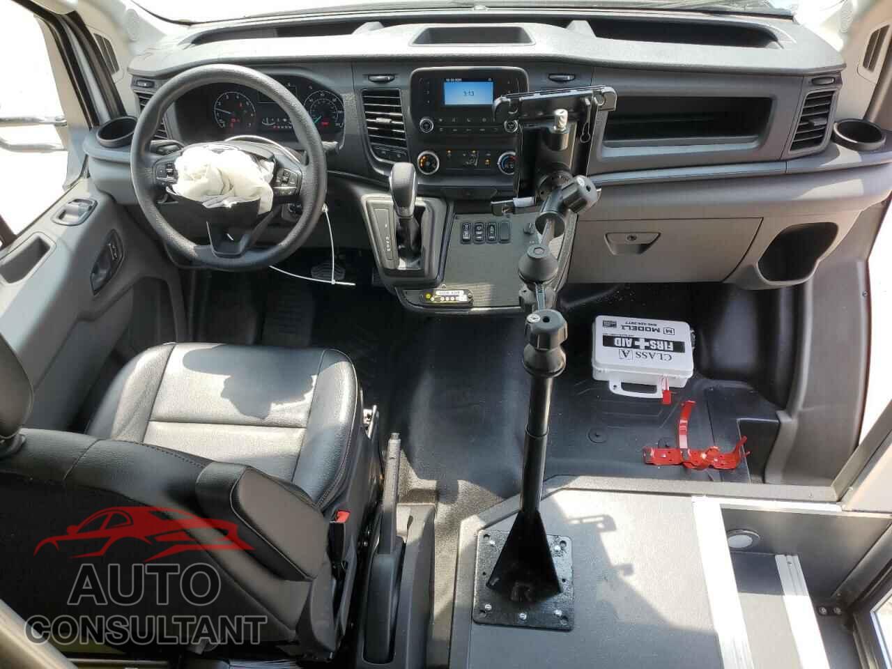 FORD TRANSIT 2023 - 1FDEU6PG7PKB73475