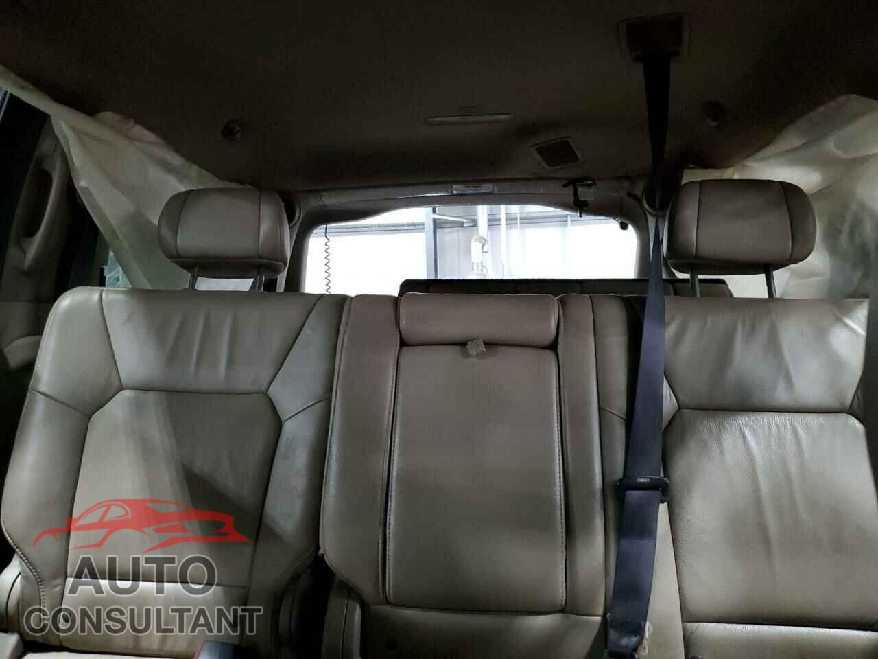 HONDA PILOT 2011 - 5FNYF4H60BB010095