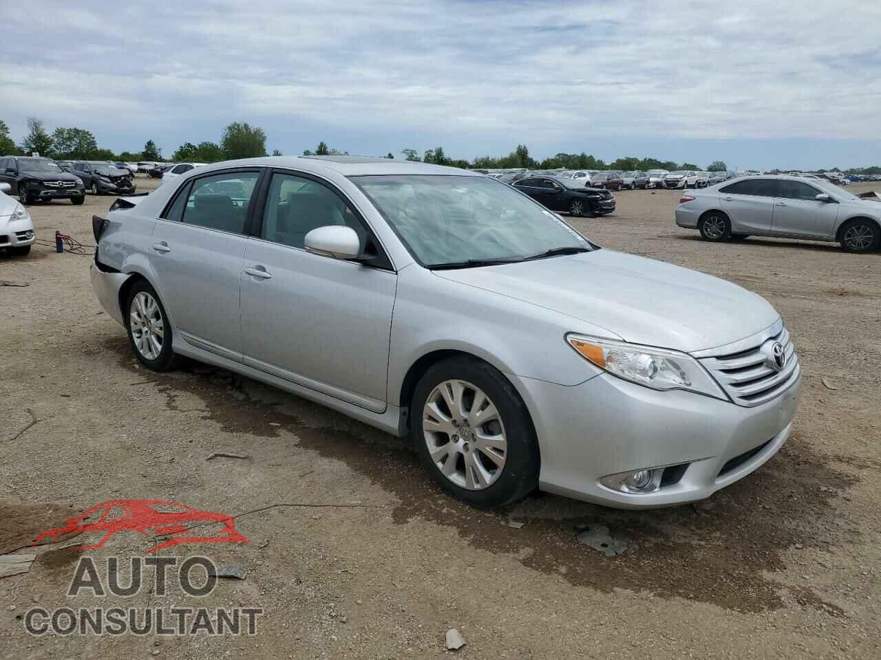 TOYOTA AVALON 2012 - 4T1BK3DB1CU443704