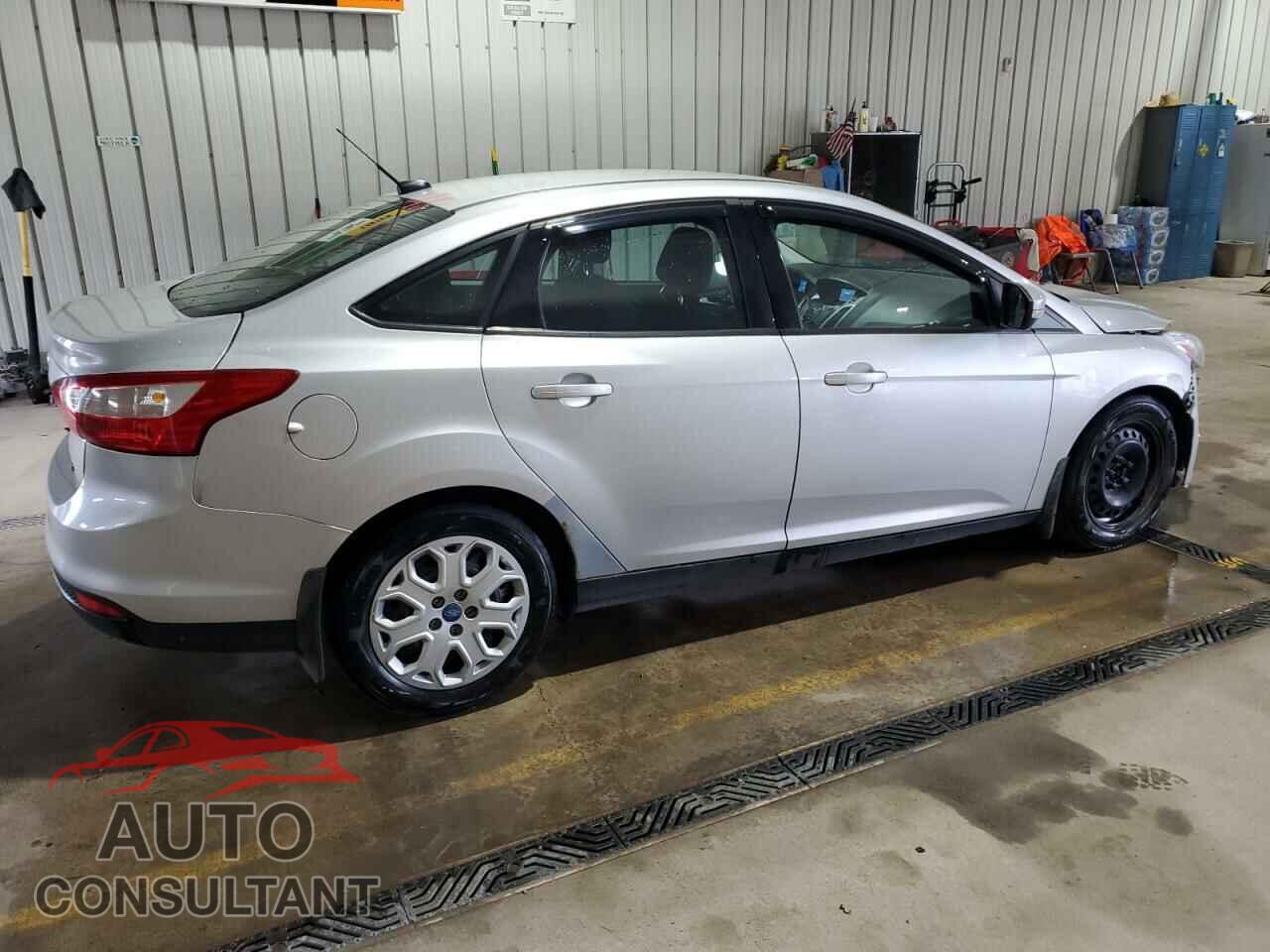FORD FOCUS 2012 - 1FAHP3F2XCL118705