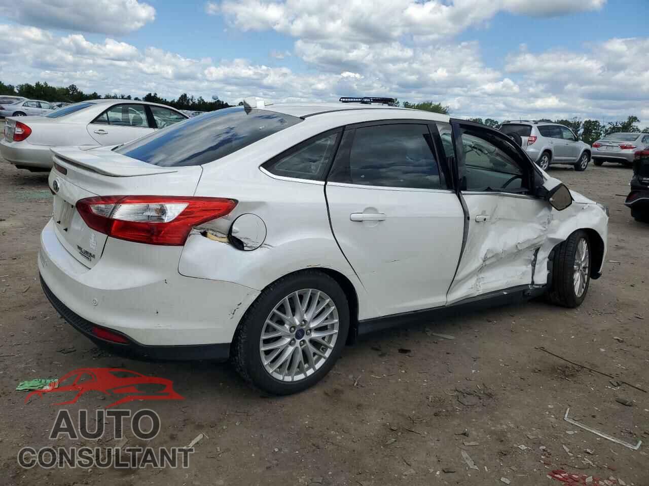 FORD FOCUS 2014 - 1FADP3J26EL360383