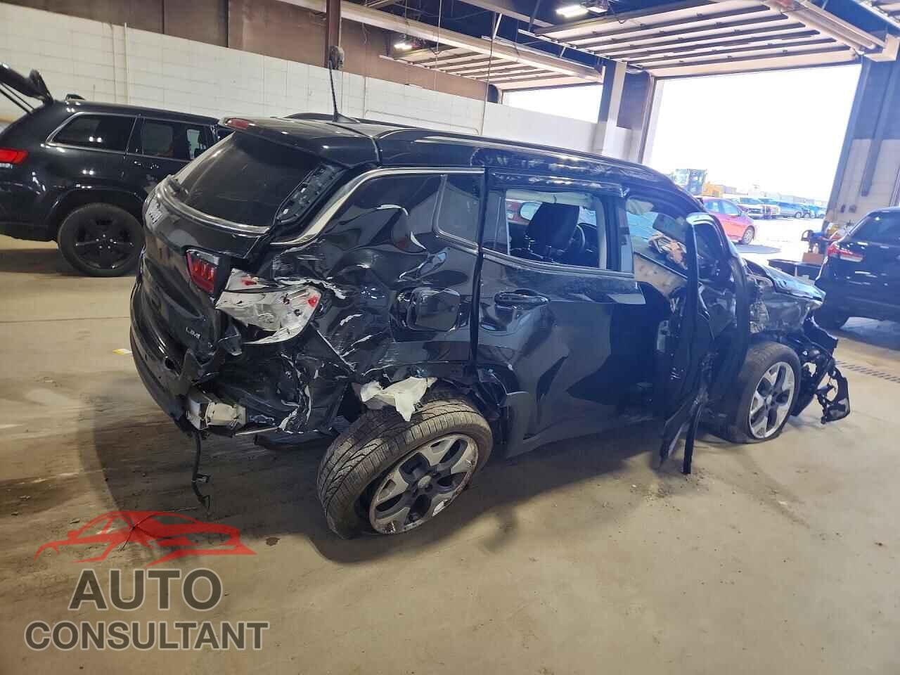 JEEP COMPASS 2018 - 3C4NJDCB7JT199429