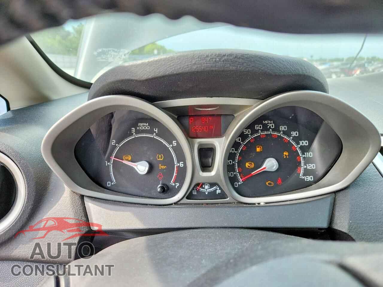 FORD FIESTA 2011 - 3FADP4CJ0BM111808