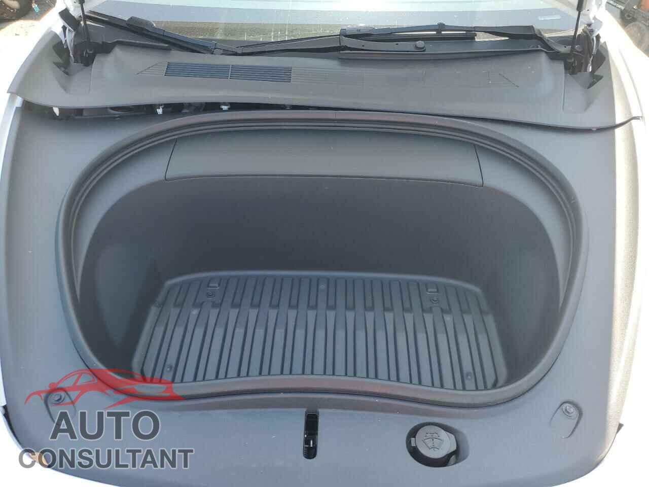 TESLA MODEL 3 2024 - 5YJ3E1EA8RF862502