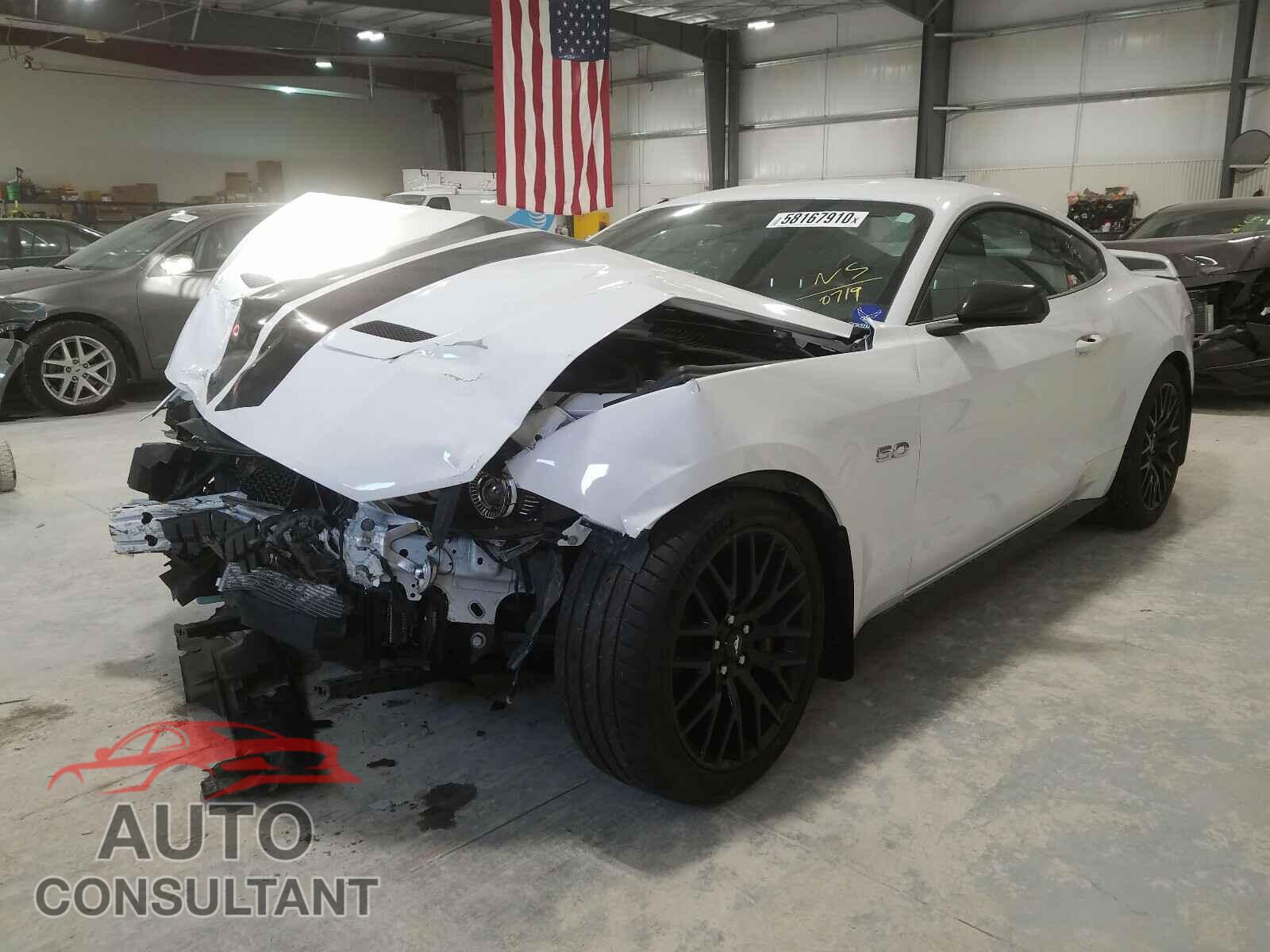 FORD MUSTANG 2018 - 1FA6P8CF5J5180719