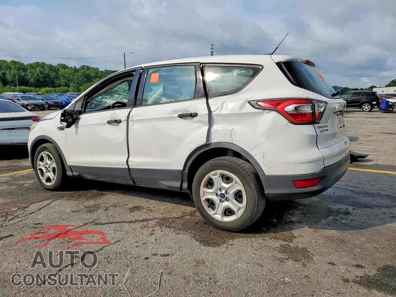 FORD ESCAPE 2017 - 1FMCU0F7XHUB51966