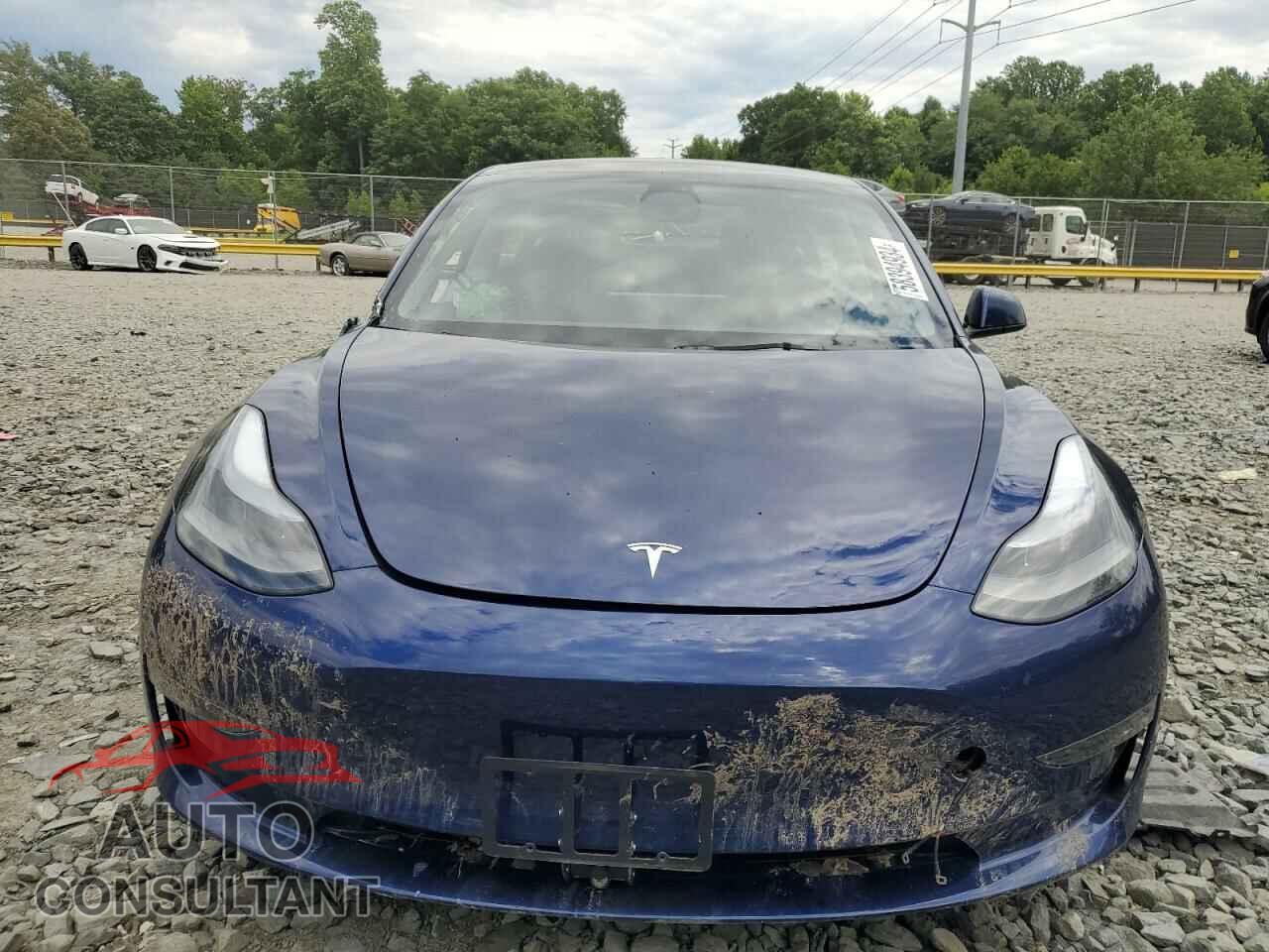 TESLA MODEL 3 2023 - 5YJ3E1EB2PF463851