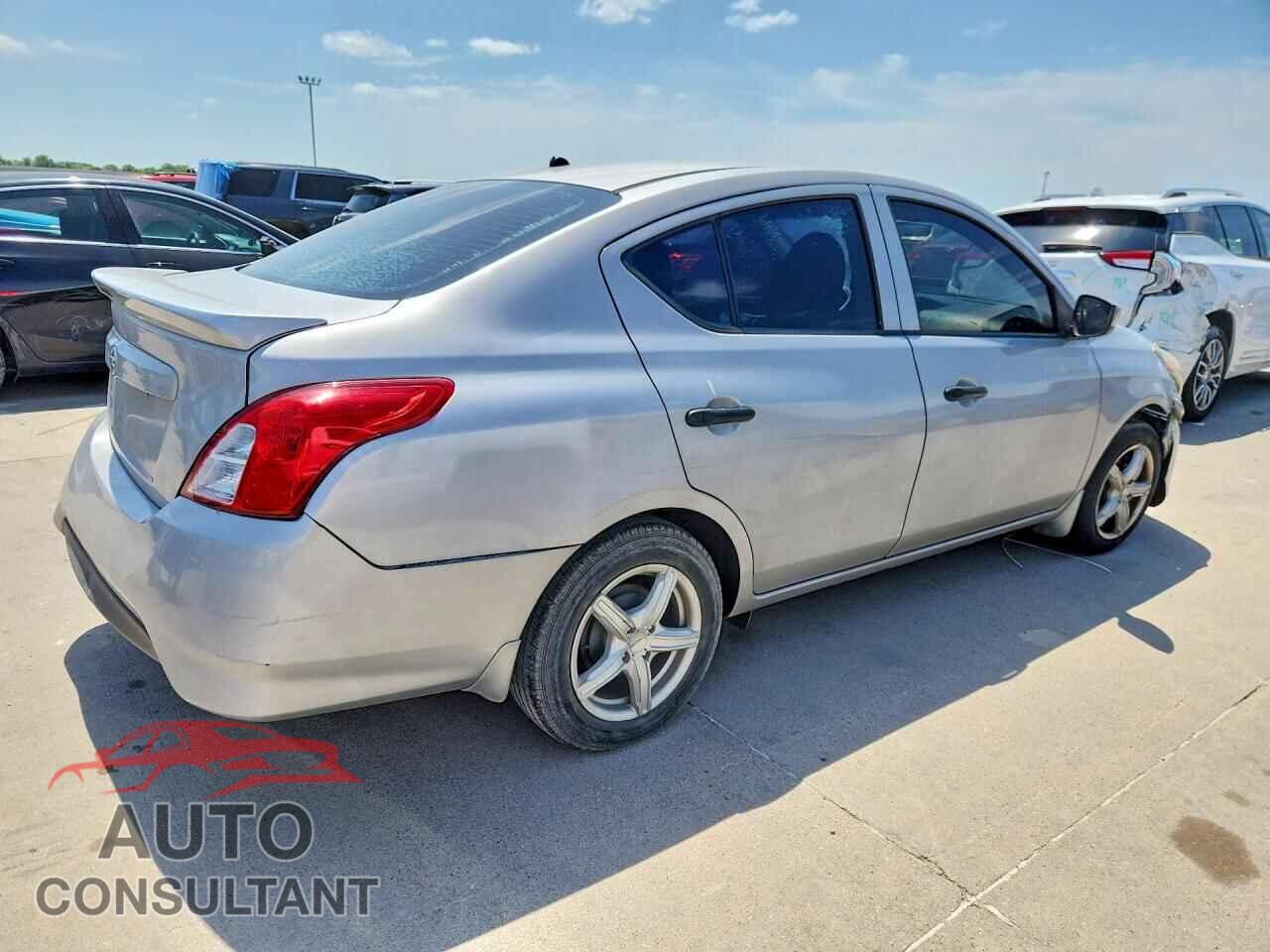 NISSAN VERSA 2017 - 3N1CN7AP1HL895762
