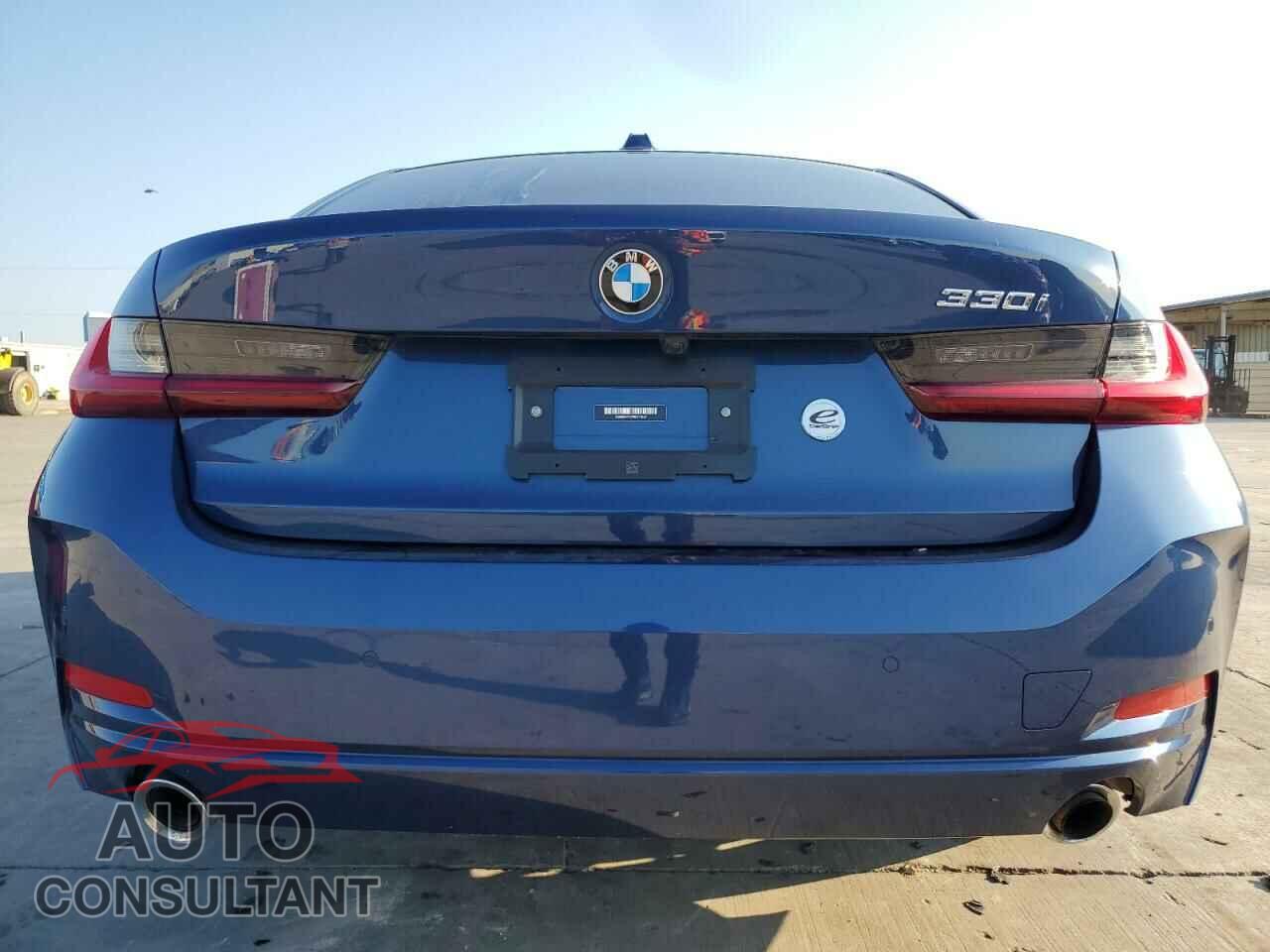 BMW 3 SERIES 2023 - 3MW69FF07P8D11657