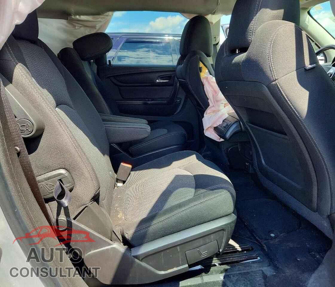CHEVROLET TRAVERSE 2016 - 1GNKRHKD3GJ130718
