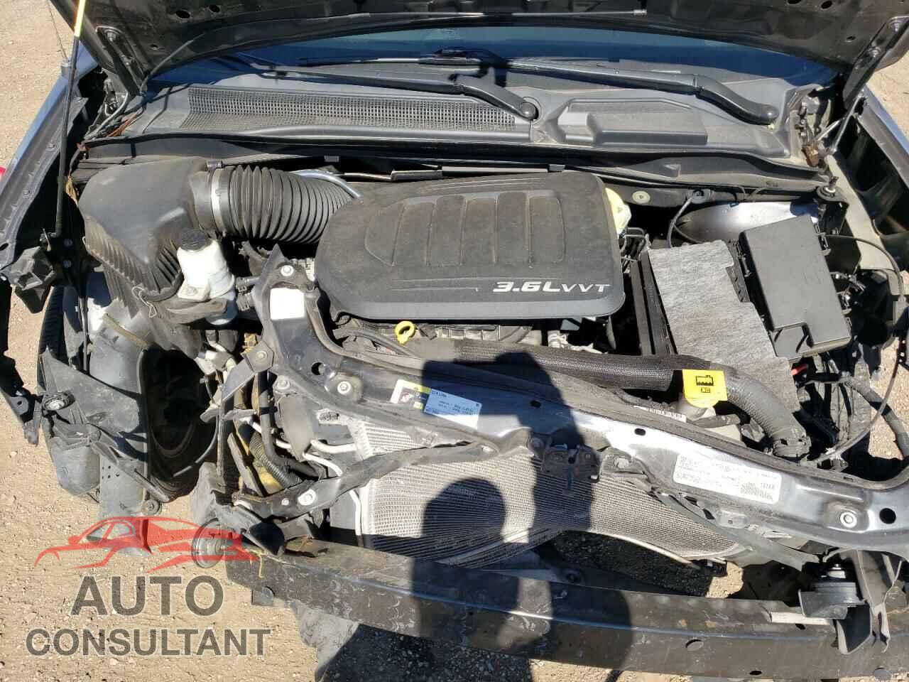DODGE CARAVAN 2018 - 2C4RDGCG2JR250022