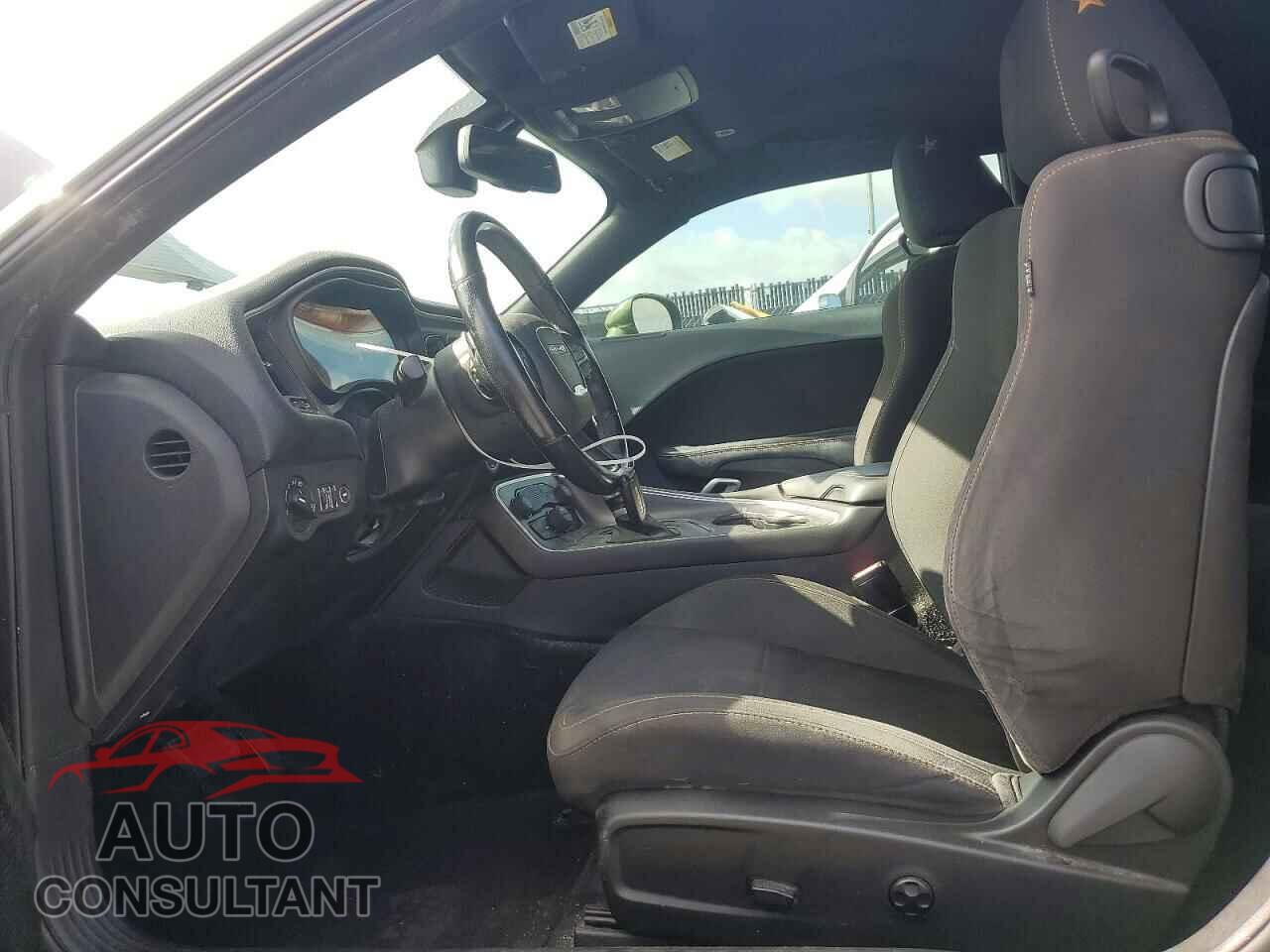 DODGE CHALLENGER 2019 - 2C3CDZJG5KH677761