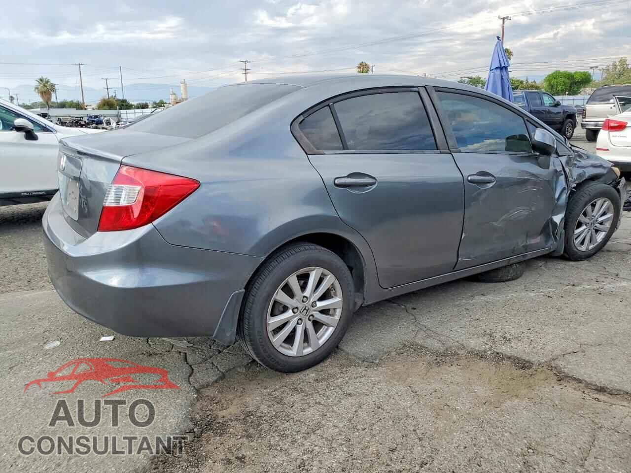 HONDA CIVIC 2012 - 2HGFB2F86CH301001
