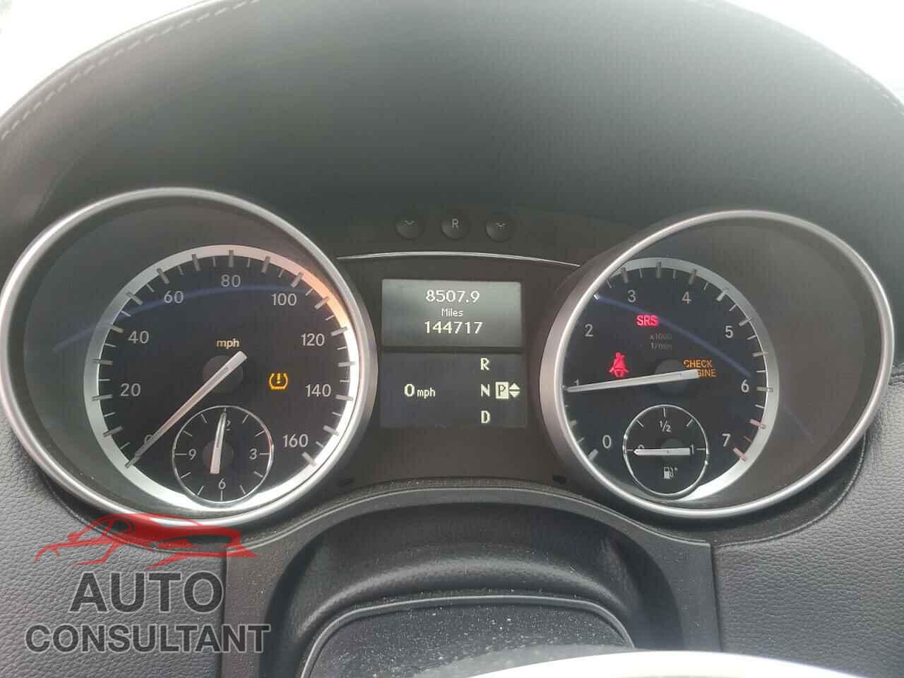 MERCEDES-BENZ GL-CLASS 2010 - 4JGBF7BE1AA541851