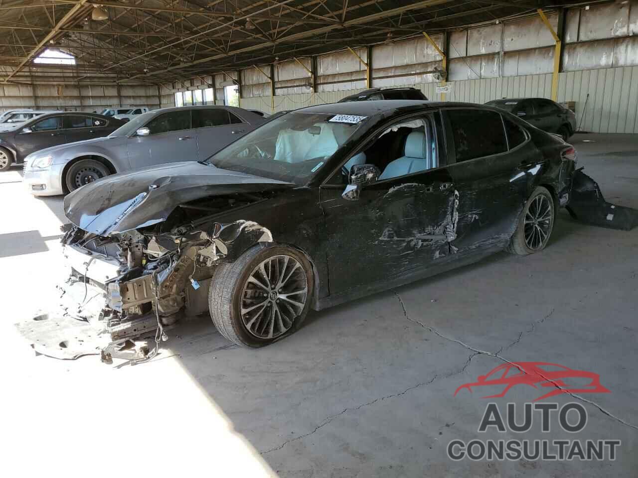 TOYOTA CAMRY 2018 - JTNB11HK9J3038579