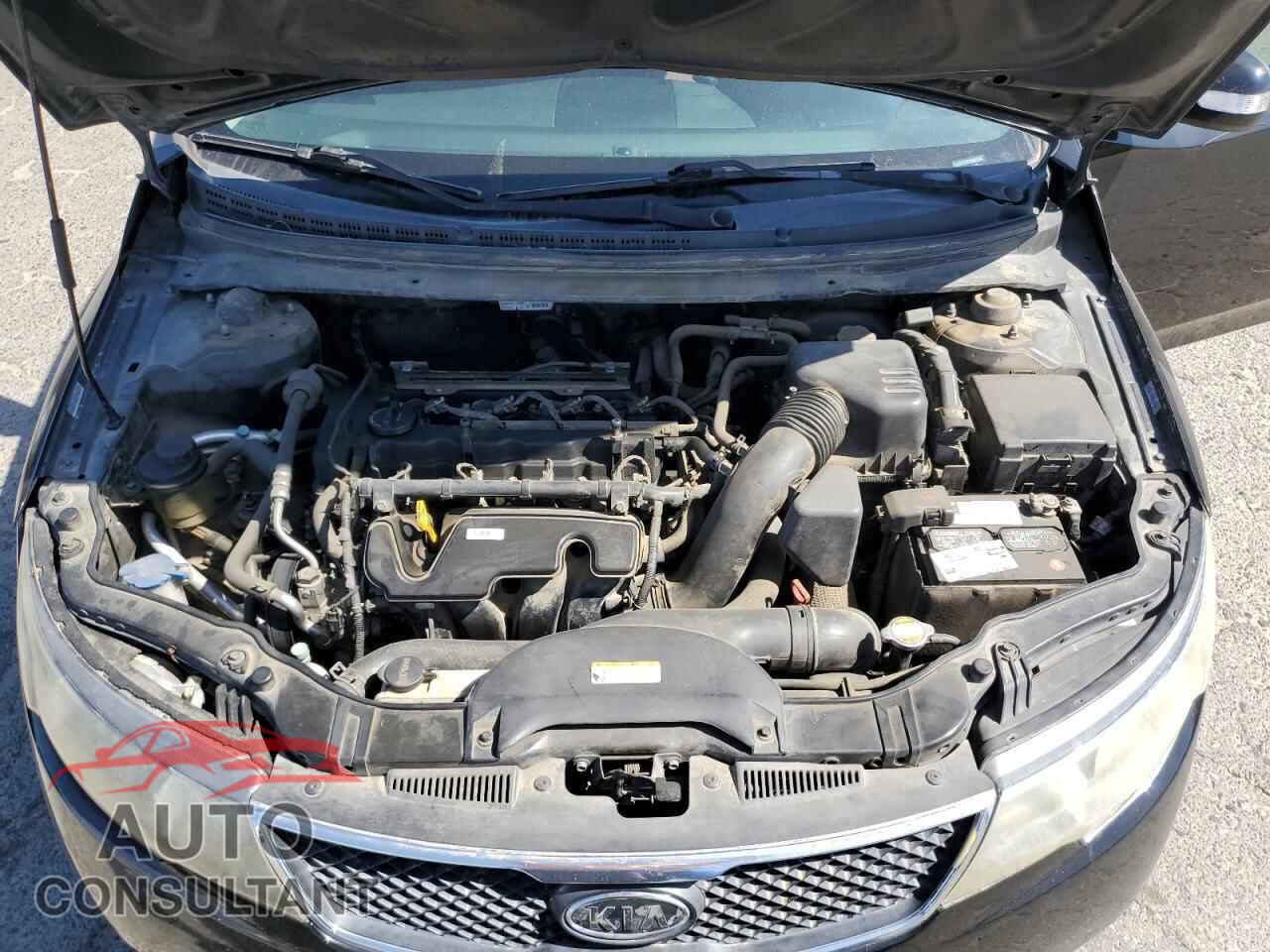 KIA FORTE 2010 - KNAFU4A24A5244161