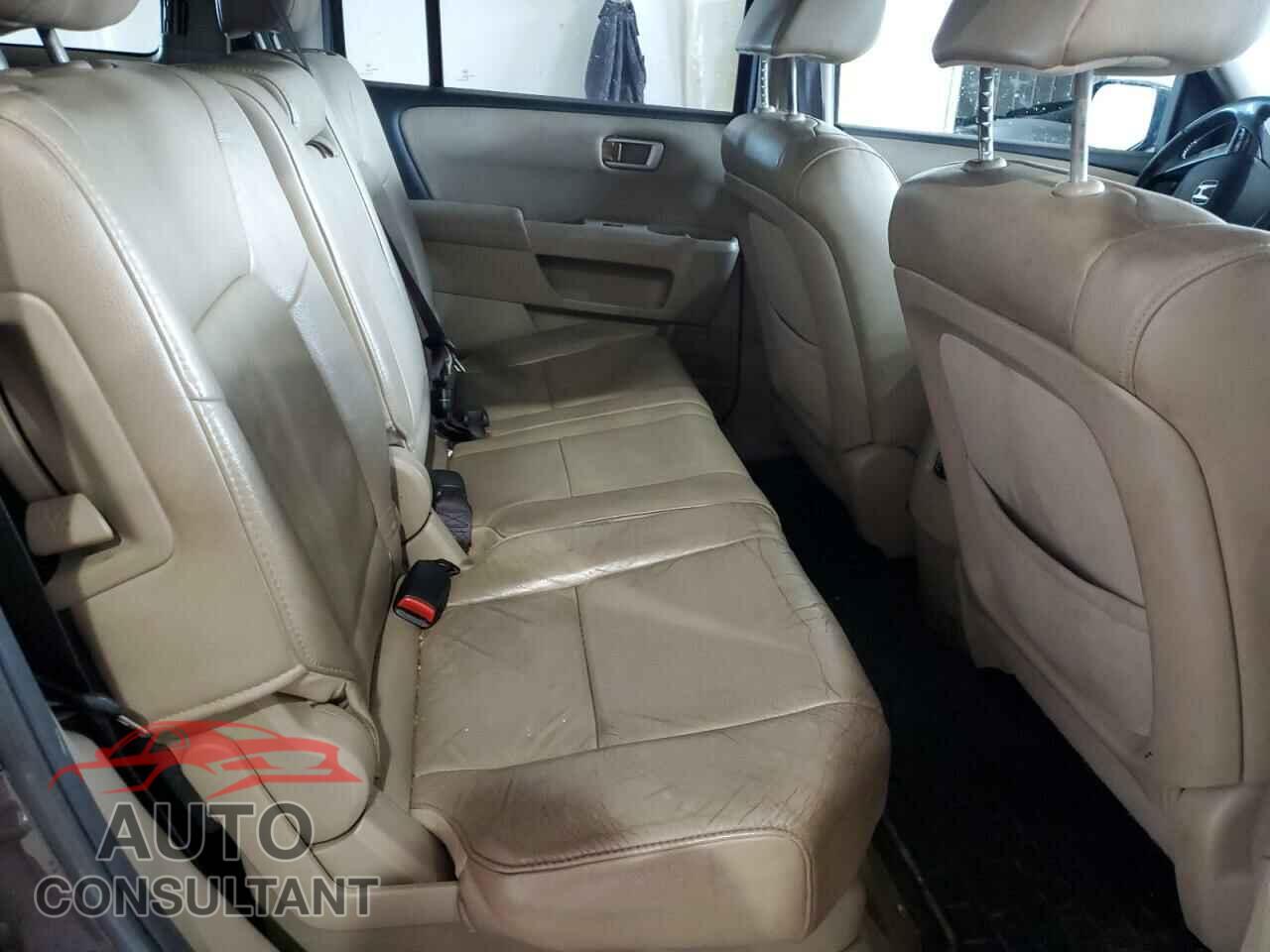 HONDA PILOT 2013 - 5FNYF4H58DB073648