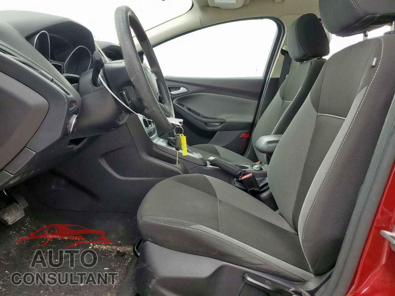 FORD FOCUS 2014 - 1FADP3F22EL162456