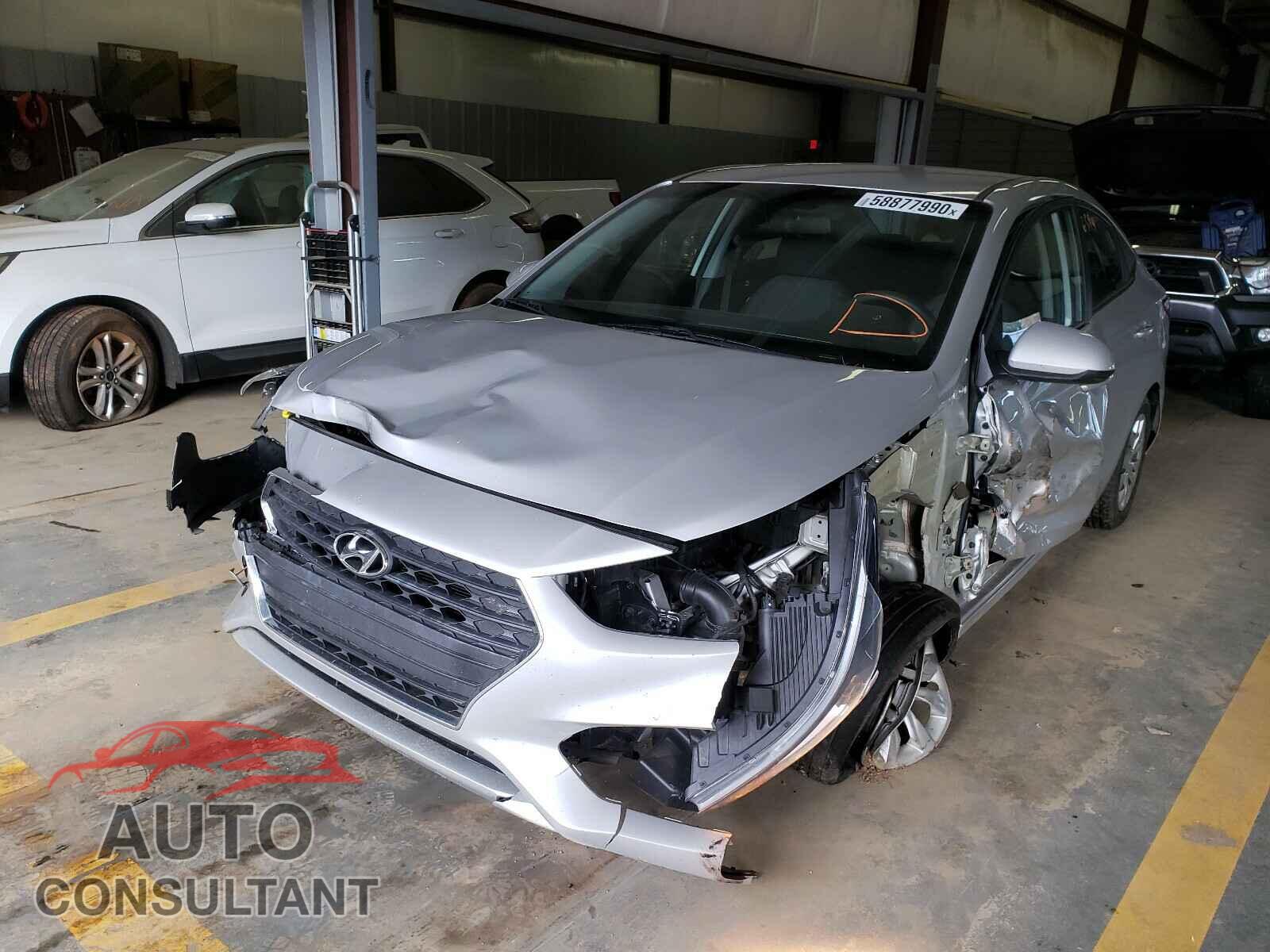 HYUNDAI ACCENT 2018 - 3KPC24A38JE005530