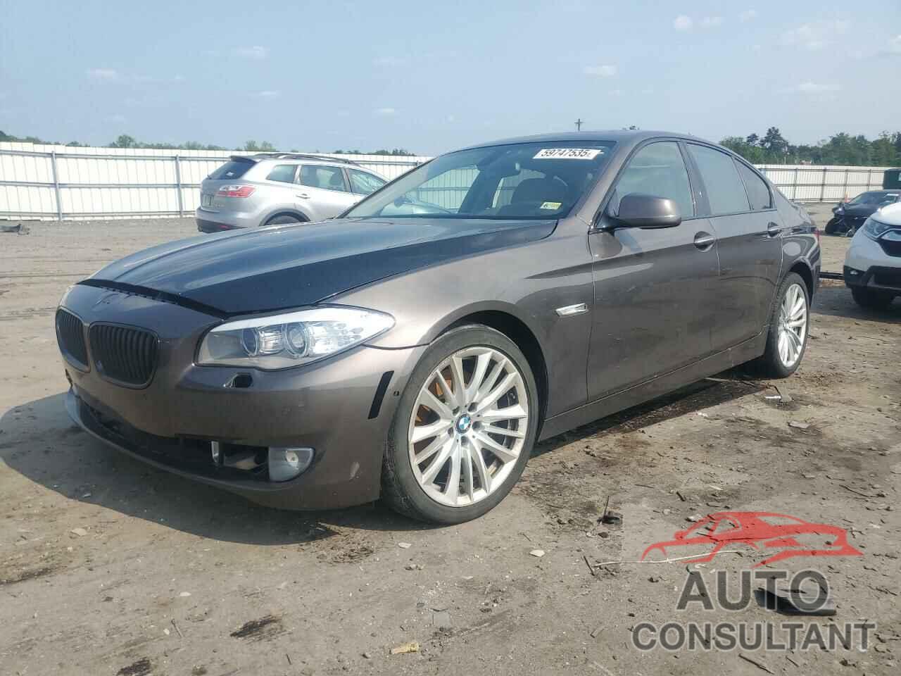 BMW 5 SERIES 2011 - WBAFR9C59BC617584