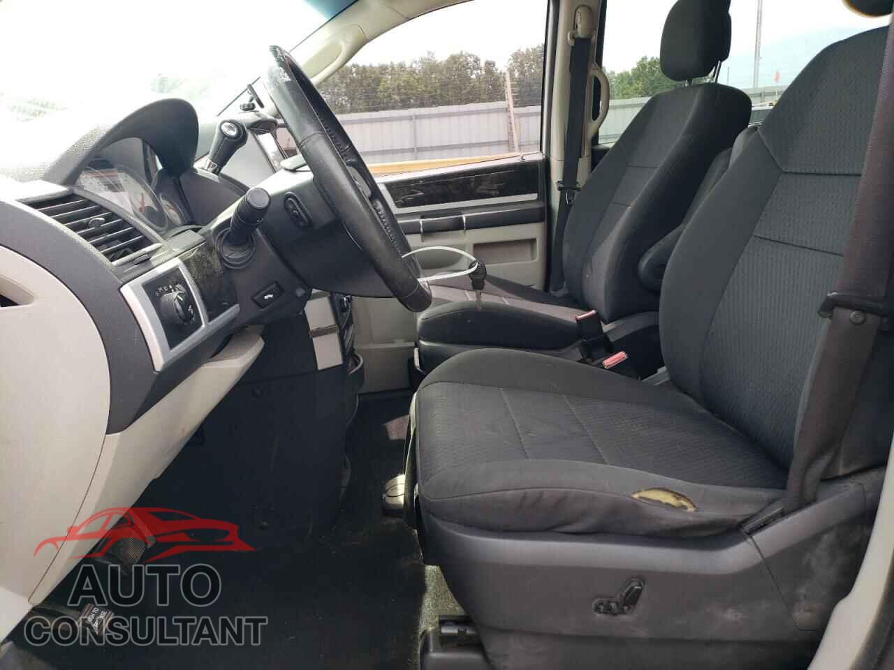 DODGE CARAVAN 2010 - 2D4RN5D11AR444927