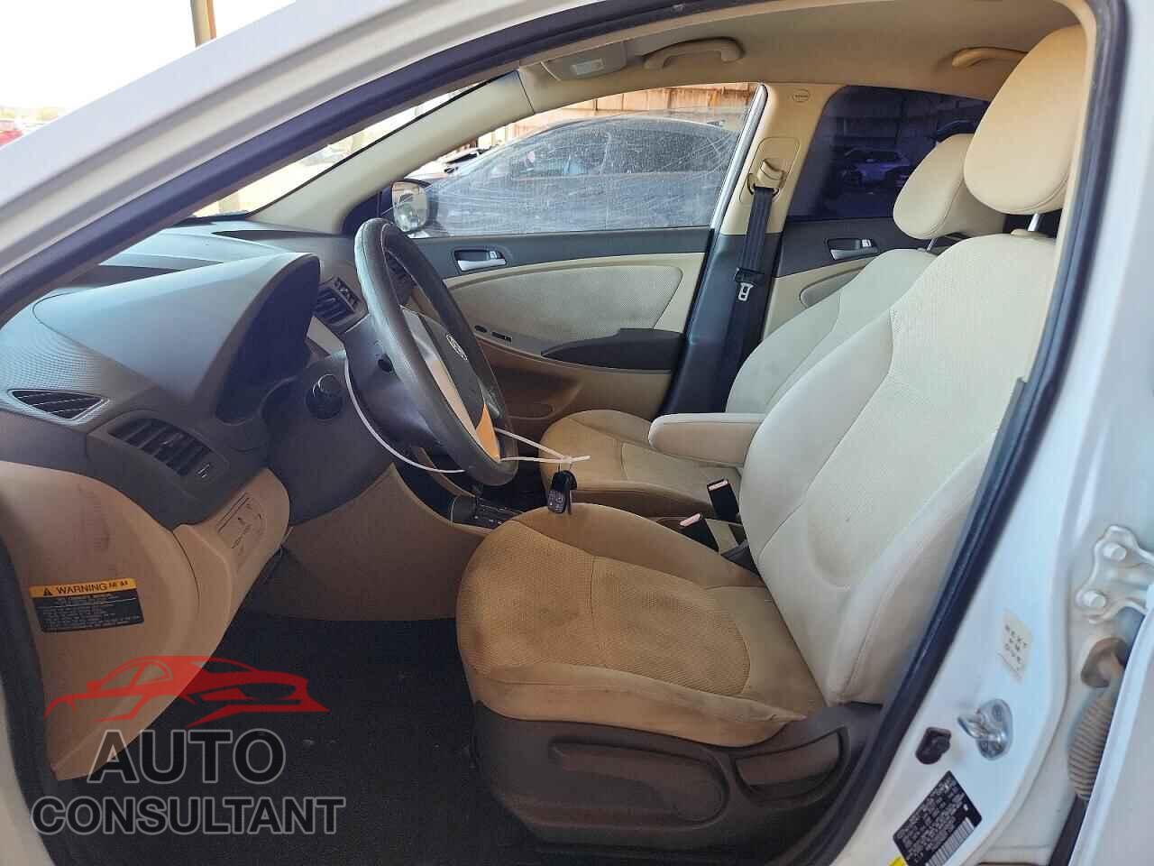HYUNDAI ACCENT 2013 - KMHCT4AE8DU480823