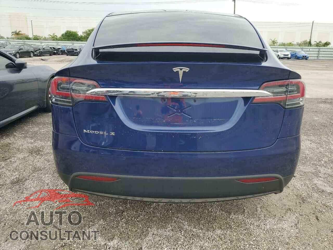 TESLA MODEL X 2018 - 5YJXCDE2XJF111763