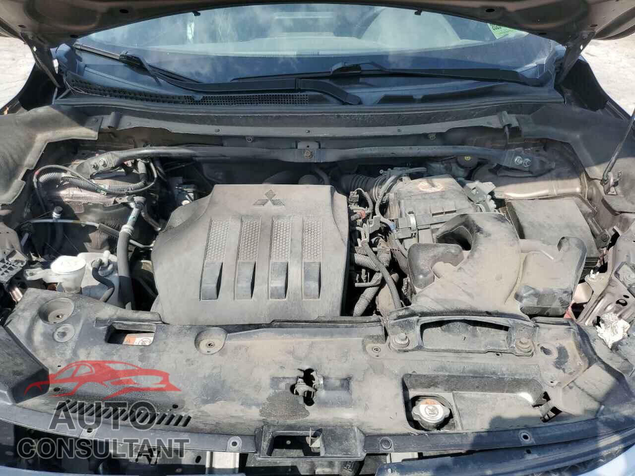 MITSUBISHI ECLIPSE 2019 - JA4AT5AA0KZ048784